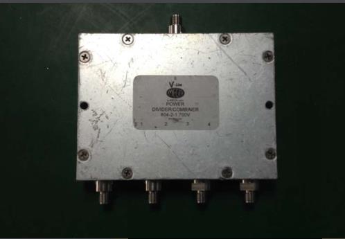 MECA 804-2-1.700V 0.698-2.7GHZ a four frequency microwave divider SMA