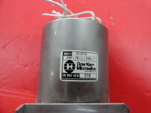 The supply of DOW-KEY 3MP-28-L-SMA-1 single pole three throw RF switch 28V