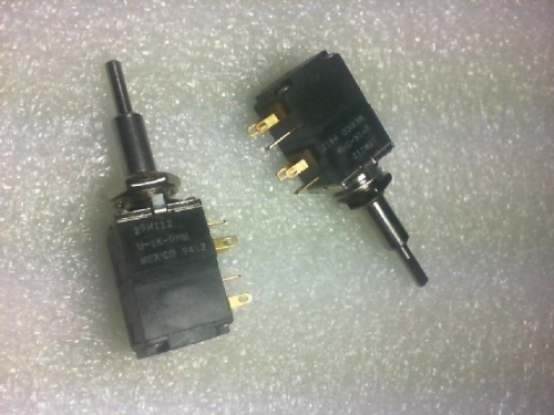 Potentiometer.CLAROSTAT precision dual potentiometer 29M112/U-1K-OHM/ dual axis adjustment. Gold foot 6 feet