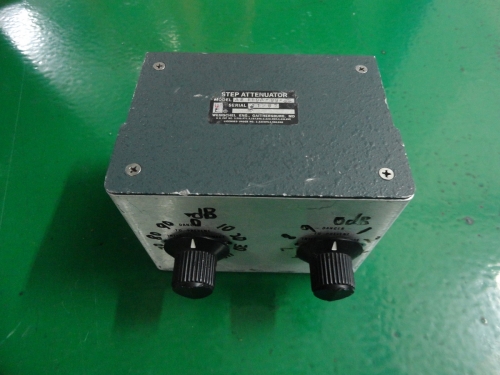 Hand step attenuator AE119A-99-33 DC-12.4GHz 0-99dB Weinschel