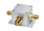 The new ZESC-2-11+ 10-2000MHz Mini-Circuits coaxial one point two power divider SMA