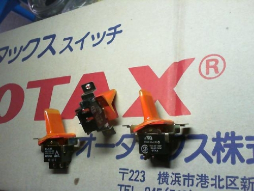 OTAX.. Japan ZLK81-66 250VAC/6A/125VAC/10A switches around the second dust.
