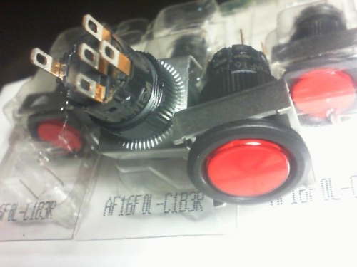 Japan's Fuji IAF16FOL-B3 button with lamp switch IAF16FOL-B3/5 foot reset 300V/12V lamp