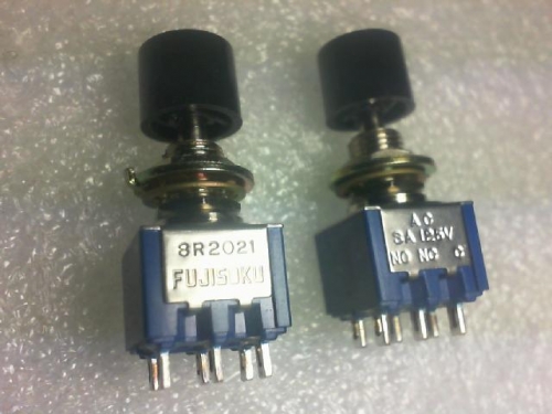 Japan Fuji FUJISOKU button switch 8R2021/125VAC/3A// button to reset the Hexapod. Aberdeen