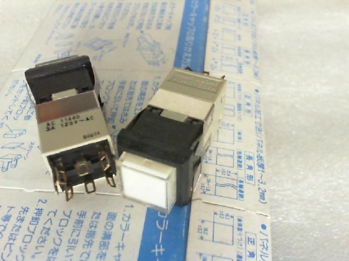 Japan button / button switch / AC11440W/125V/3A/ eight pin with lock with lamp