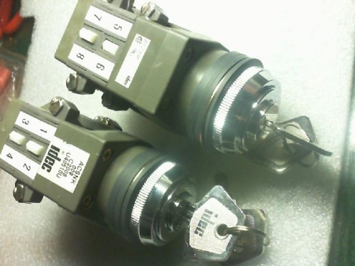 Japan and idee key power switch CS-10... 600V-10A.. Inverted 5 file.8 wiring position