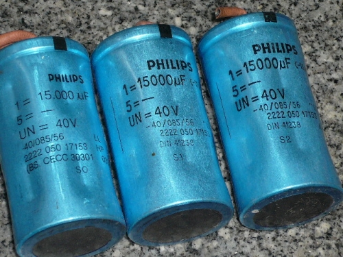 - PHILPS blue six angle 15000UF40V volume 40*75 outside light, such as pictures of genuine goods