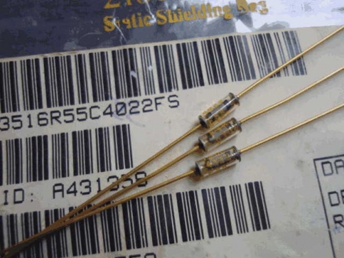 Origional Product Vishay Gold Pin 40.2K 40200 0.1% Glass Fiber High-Precision Fever Resistor