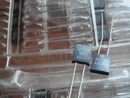 Brand New Vishay Low Temperature Floating High-Precision Non-Inductive Metal Foil Resistor Dozens