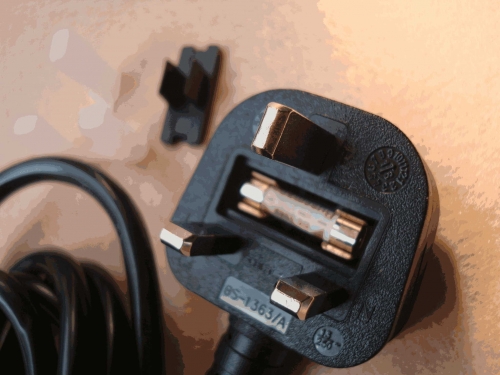 3 Meter British Standard British standard plug power cord Hong Kong pin pin pin end three hole universal line