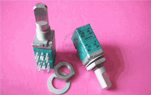 B103 Imported from Japan 09 Precision B10k * 4 Joint 12-Pin Volume Potentiometer Handle Length 15mm Half Handle