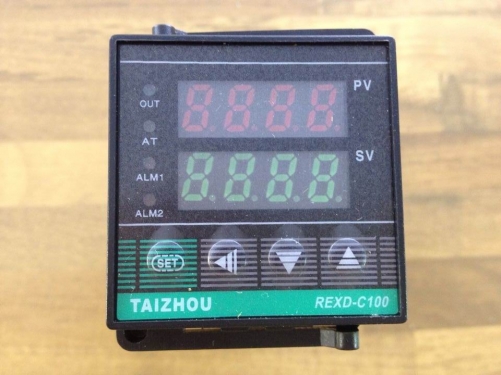 TAIZHOU REXD-C1131 REXD-C1131D REXD-C1131*AN 0-400 K E J R S B N universal temperature control meter relay input 48X48