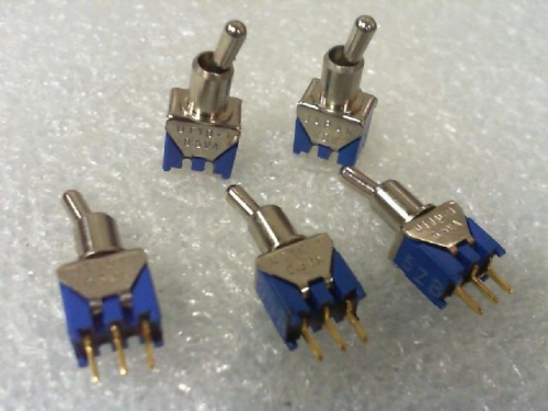 Japan's Imports of NDK UT1D-1 UT1E-1 0.5VA Micro Buttons Switch 3 Feet 2files 3files Oscillating Switch