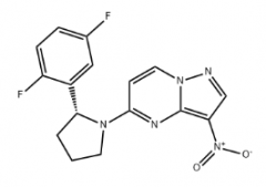 (R)-5-(2-(2,5-Difluorophenyl)pyrrolidin-1-yl)-3-Nitropyraolo[1,5-a]pyrimidine(CAS:1223404-90-7)