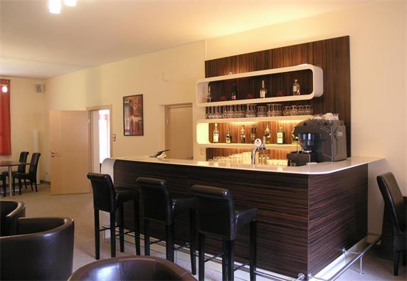 Wood Cabinet Bar Counter Furniture With Stools Affordable Price