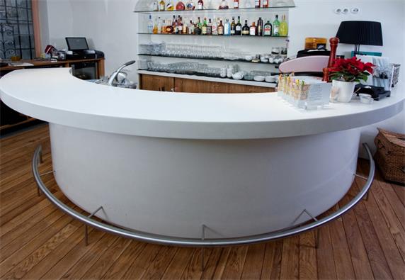 Half Circle Home Use Small White Stone Bar Counter