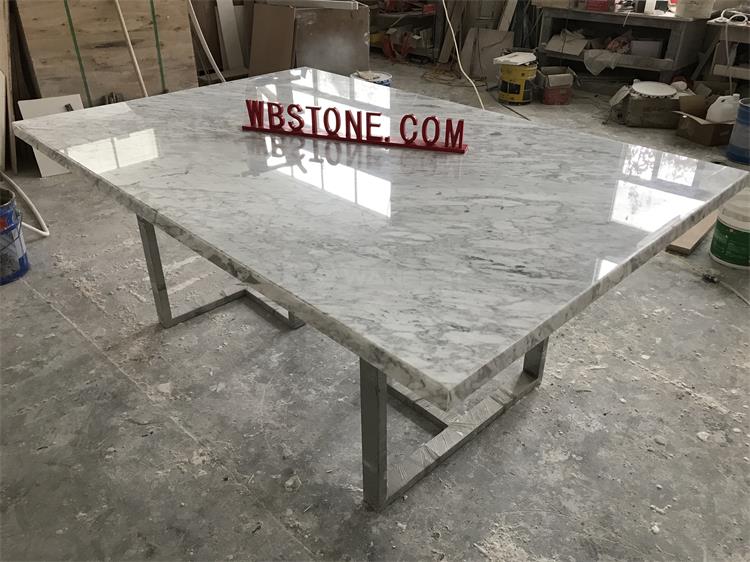 Short marble conferent table 