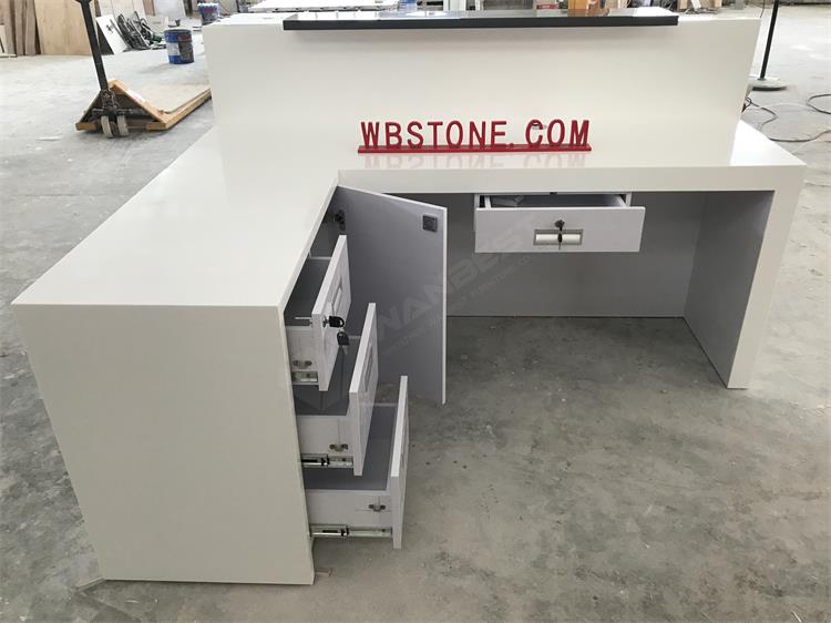 The behind of L shape reception desk 