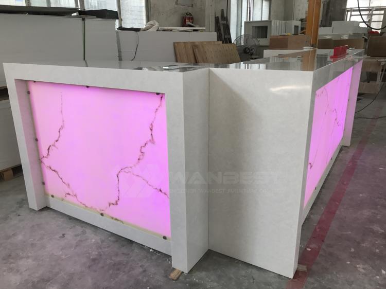 Durable and modern bar counter 