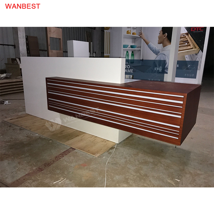  Solid Surface & Wood Generous Design Company Reception Desk 