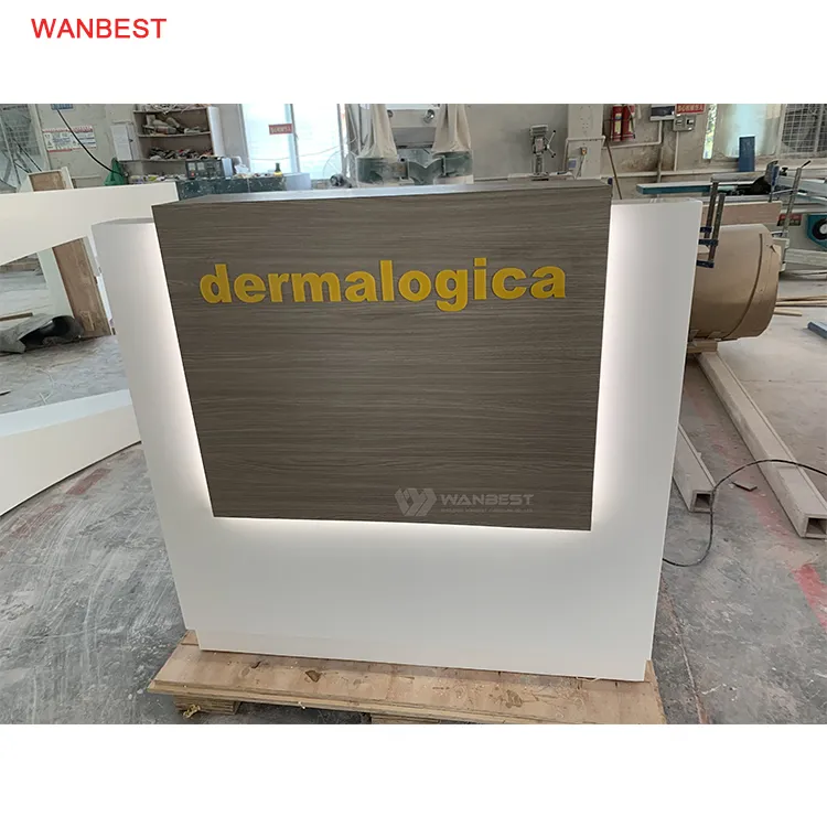 LOgo reception desk