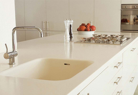 What are the advantages of solid surface kitchen countertops