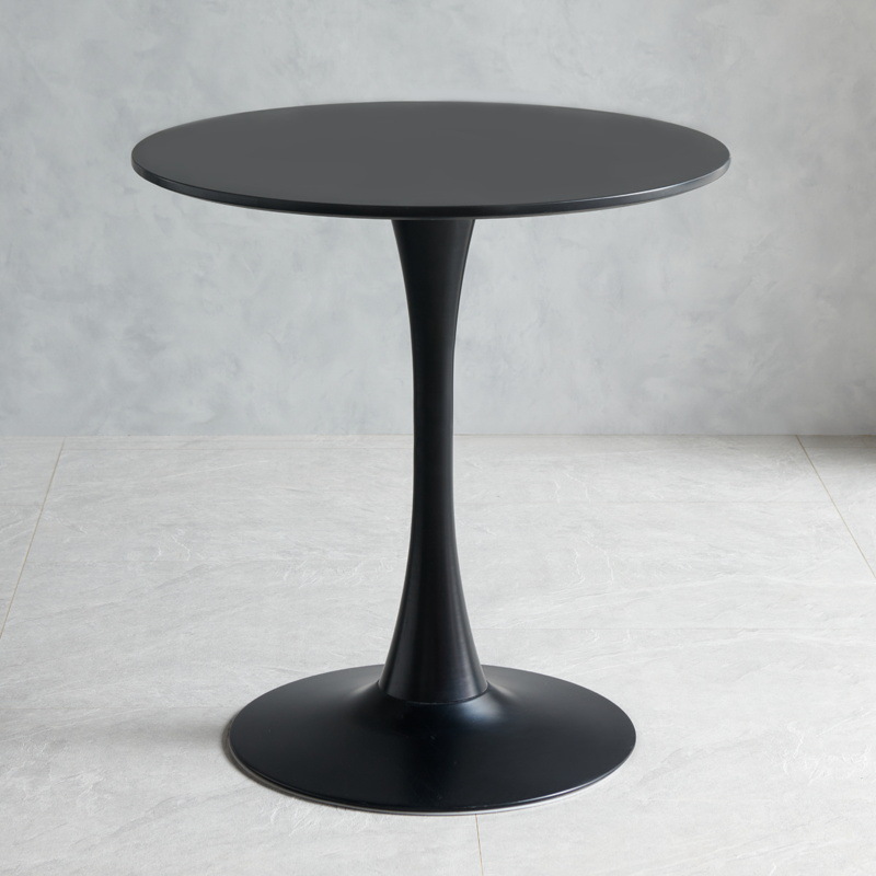 black round dinning table