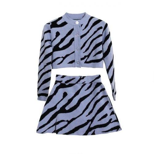 Fashionable zebra print sweater + split skirt