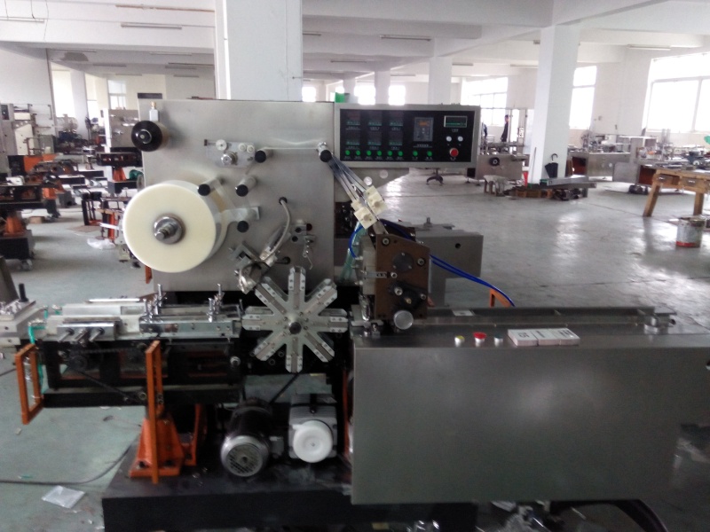 Cellophane Paper Packing Machine