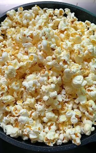 KVCK100-4 POPCORN, PEANUT, OATMEAL, CRISPS ELECTRONIC SCALE WEIGHER WEIGHING PACKING MACHINE