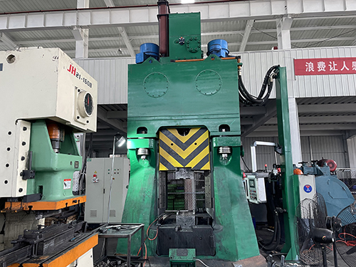 Hydraulic Die Forging Hammer