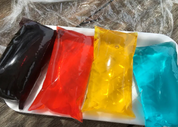 Liquid packaging bag