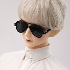 1/3 Youth black frame grey sun glasses