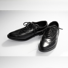 1/3 74 Men’s brogue lace up shoe