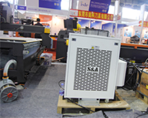 S&A特域CWFL-1000雙溫冷卻機，冷卻1000W光纖鐳射切割機