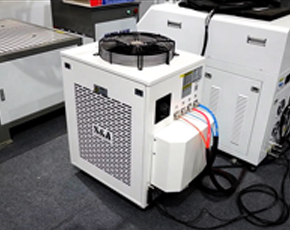 特域(S&A)雙溫工業冷水機，冷卻機器人鐳射焊接機