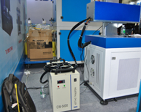 S&A特域CW-5000鐳射冷水機，冷卻紫外飛行鐳射打標機