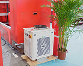 S&A特域CW-5300工業冷水機，冷卻數控雙邊折彎機