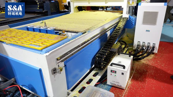 特域 CW-3000 主軸冷水機——CNC 主軸散熱的經典之選