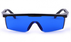 plastic glasses blue