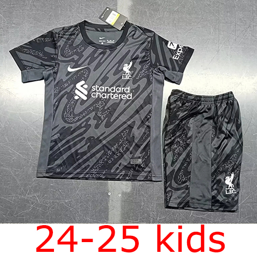 2024-2025 Liverpool Kids goalkeeper the best quality