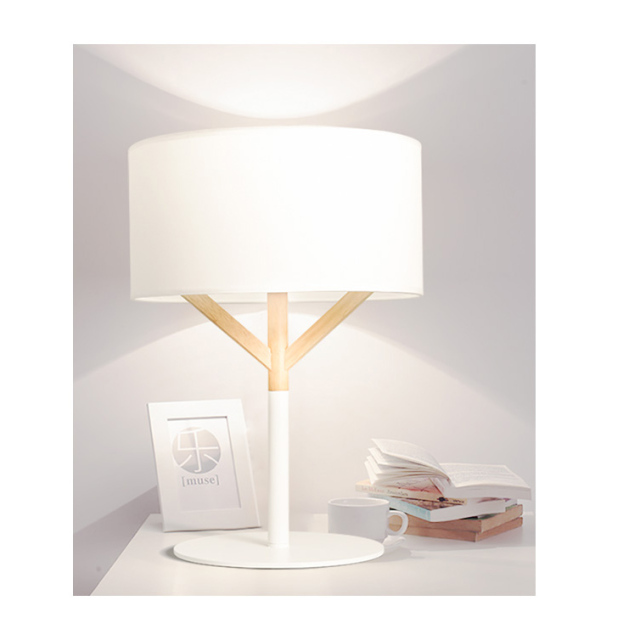 Modern Style 1 Light Fabric Table Lamp Bedside Lamp