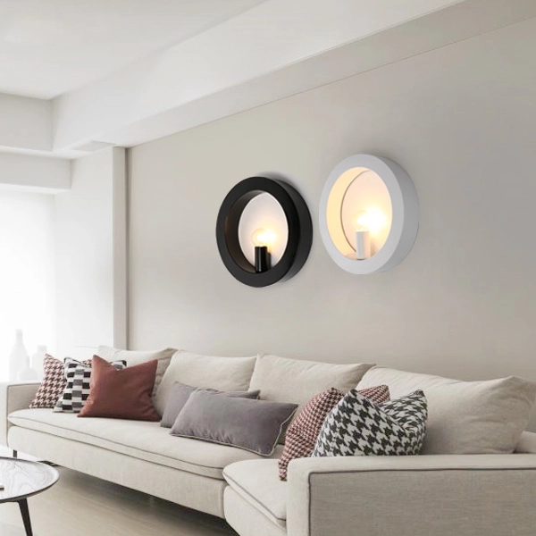 Contemporary Style 1 Light Circle Wall Sconce in White/Black