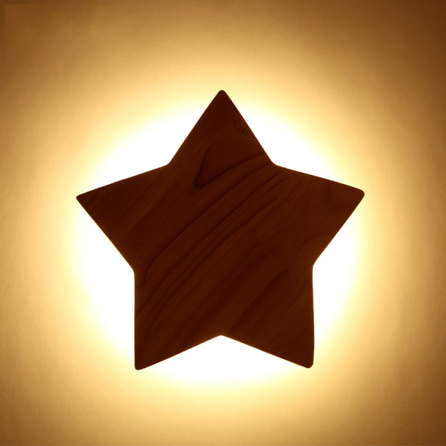 Modern LED Lighting Wooden Star Shaped Wall Lamp for Kid's Room Lighting