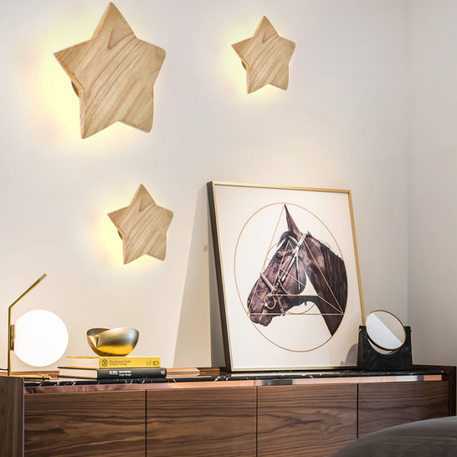 Modern LED Lighting Wooden Star Shaped Wall Lamp for Kid's Room Lighting