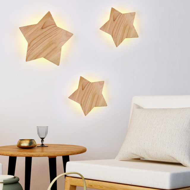 Modern LED Lighting Wooden Star Shaped Wall Lamp for Kid's Room Lighting