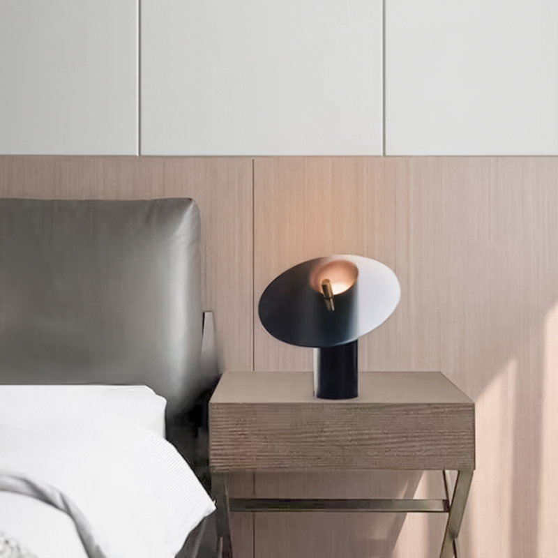 Modern Design Decorative Glass Table Light Creative Table Lamp