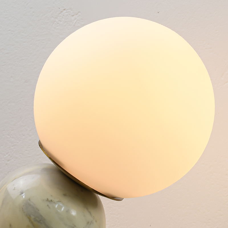 Desginer Modern Colorful 1-Light Ball Table Lamp in Marble Base with Glass Globe Shade Desk Lamp for Bedside/ Bedroom/ Workplace