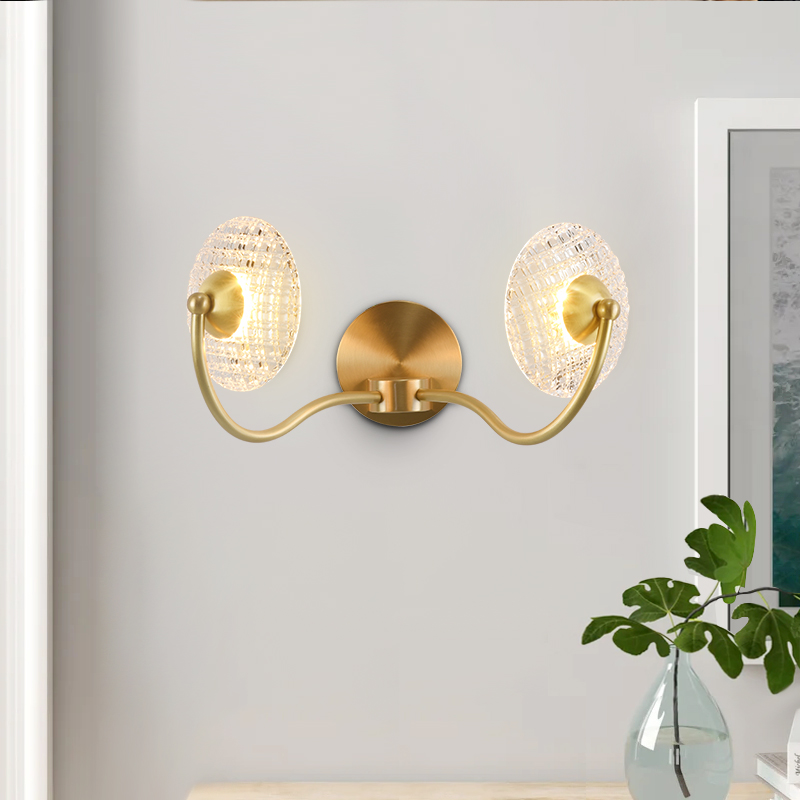 Curving Brass Wall Sconce in Glass Round Shade for Bedroom Bedside Hallway