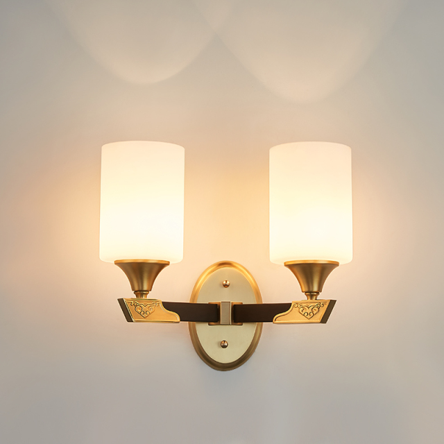 Luxury Mid-century 1/2 Light Ethnic Carved Design Brass Wall Sconce Wall Light in Cylnder Glass Shade for Bedroom/ Hallway / Bar / Bathroom